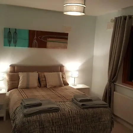 Lough Rynn Spacious Self-catering בית נופש